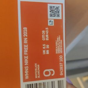 Women's Nike Free RN size 9